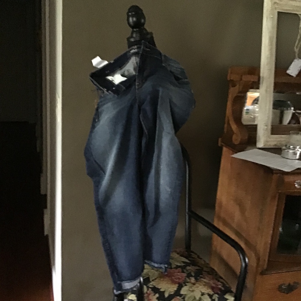 NWT distressed Skinny jeans, Silver jeans co.,